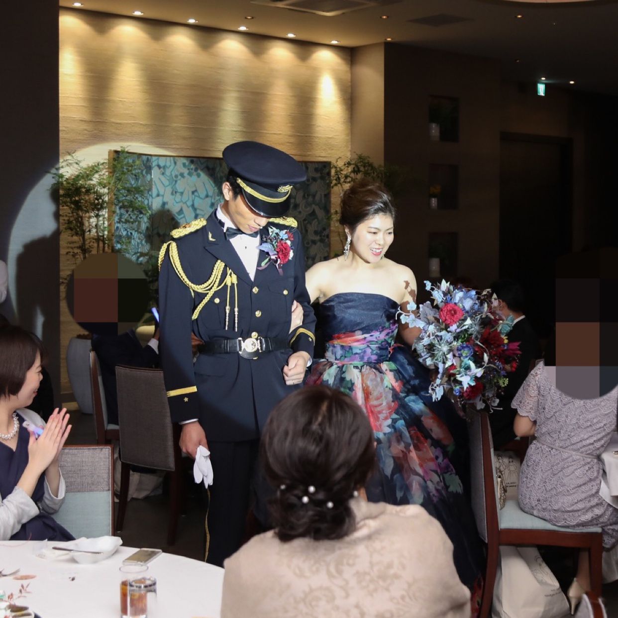 披露宴パーティのカバー写真