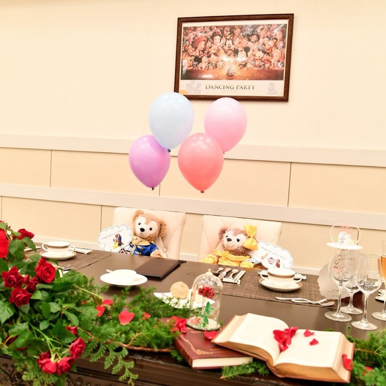 披露宴パーティのカバー写真