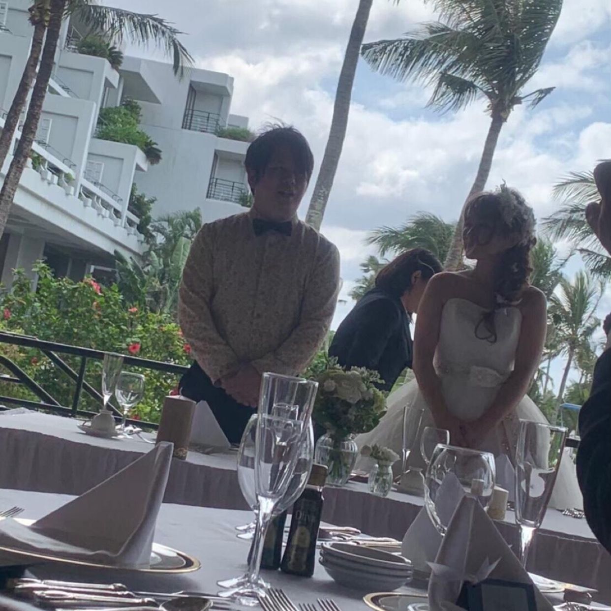 披露宴パーティのカバー写真