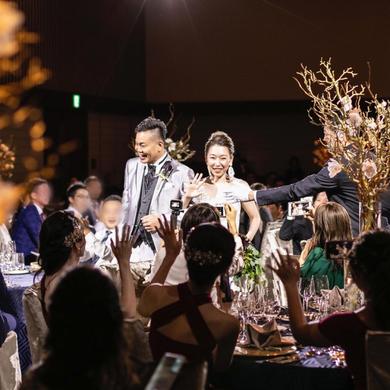 披露宴パーティのカバー写真