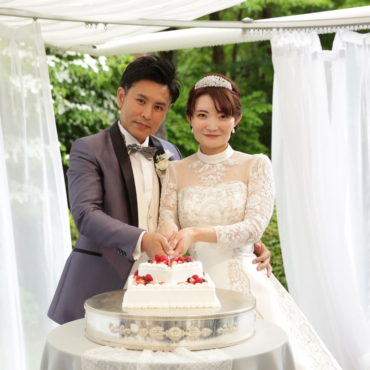 披露宴パーティのカバー写真