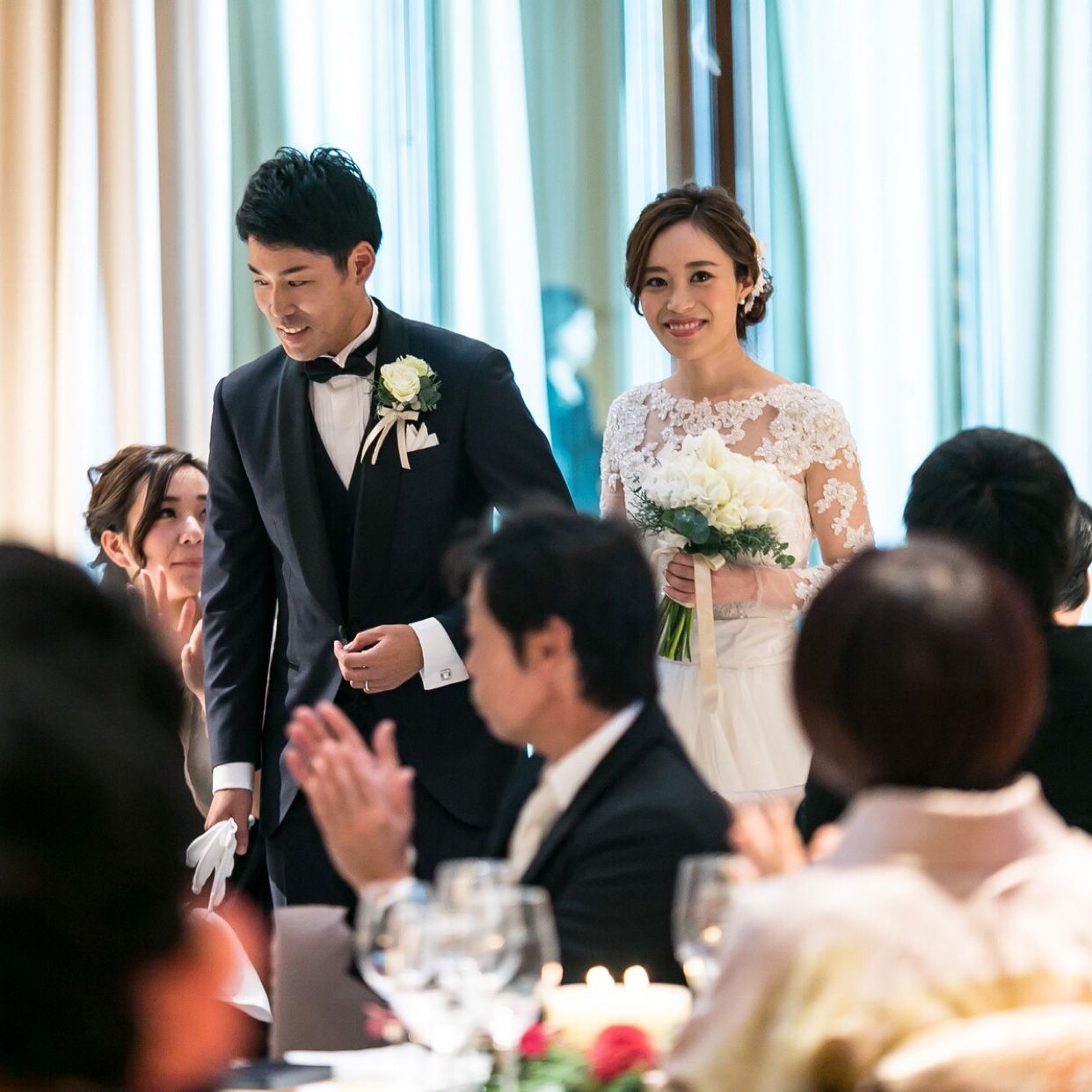 披露宴パーティのカバー写真