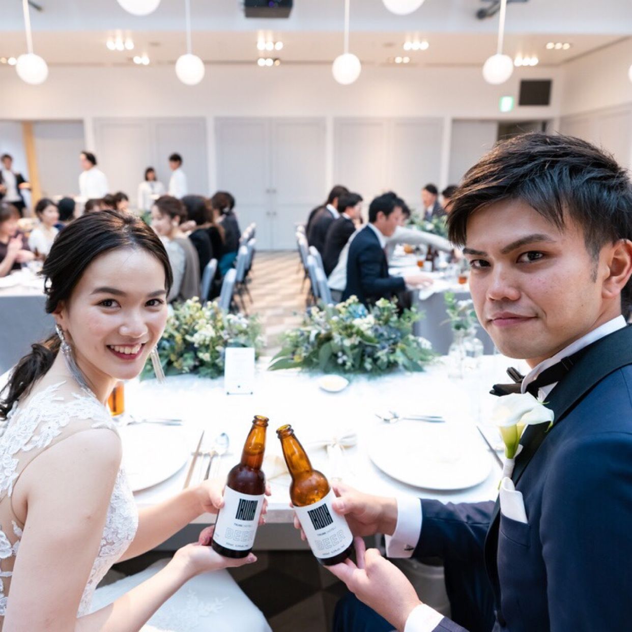 披露宴パーティのカバー写真