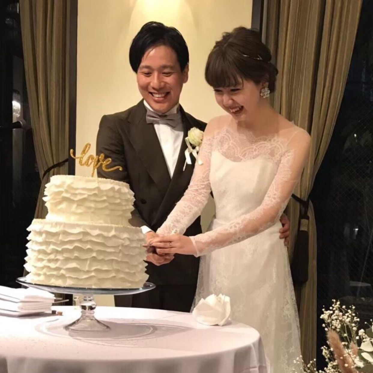 披露宴パーティのカバー写真