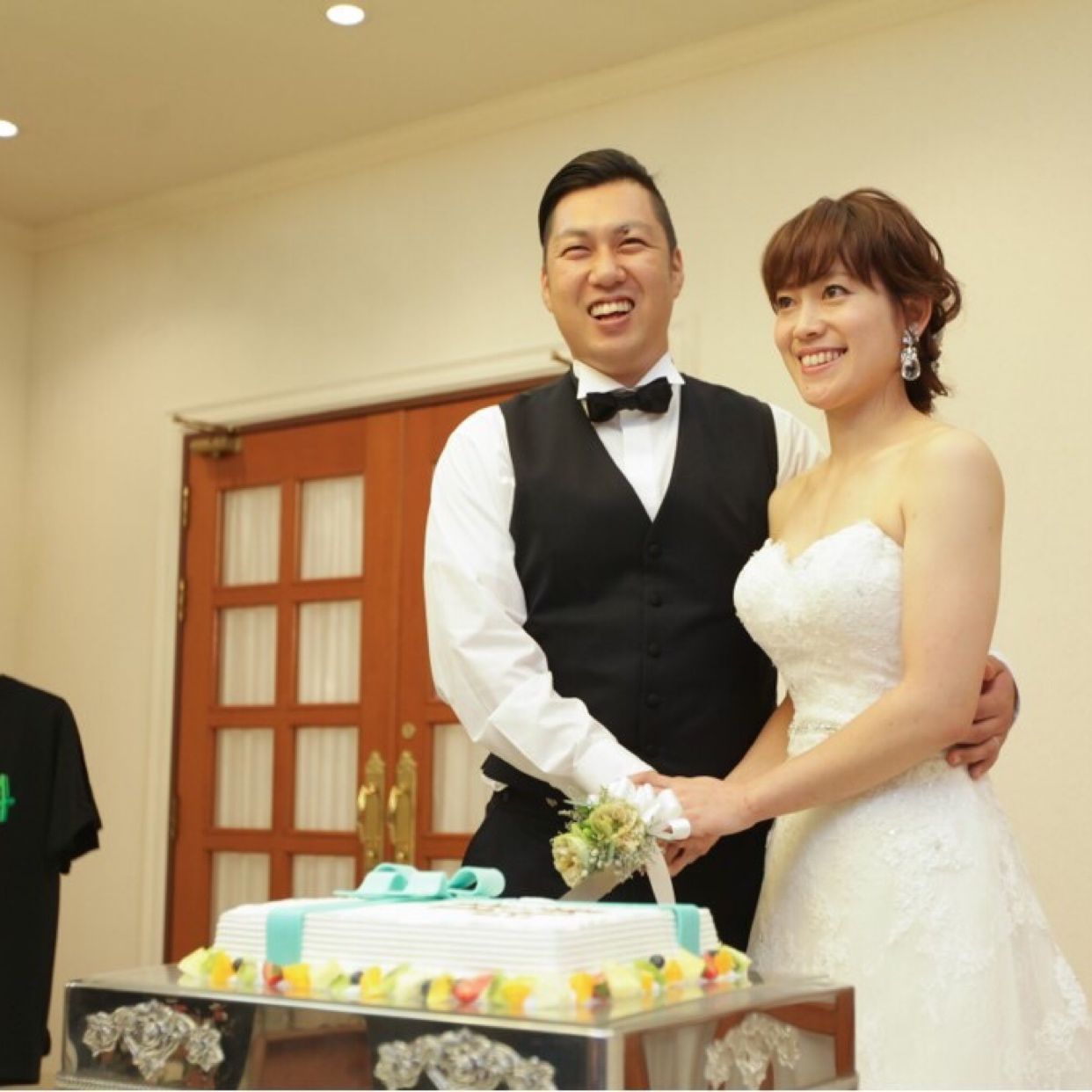 披露宴パーティのカバー写真