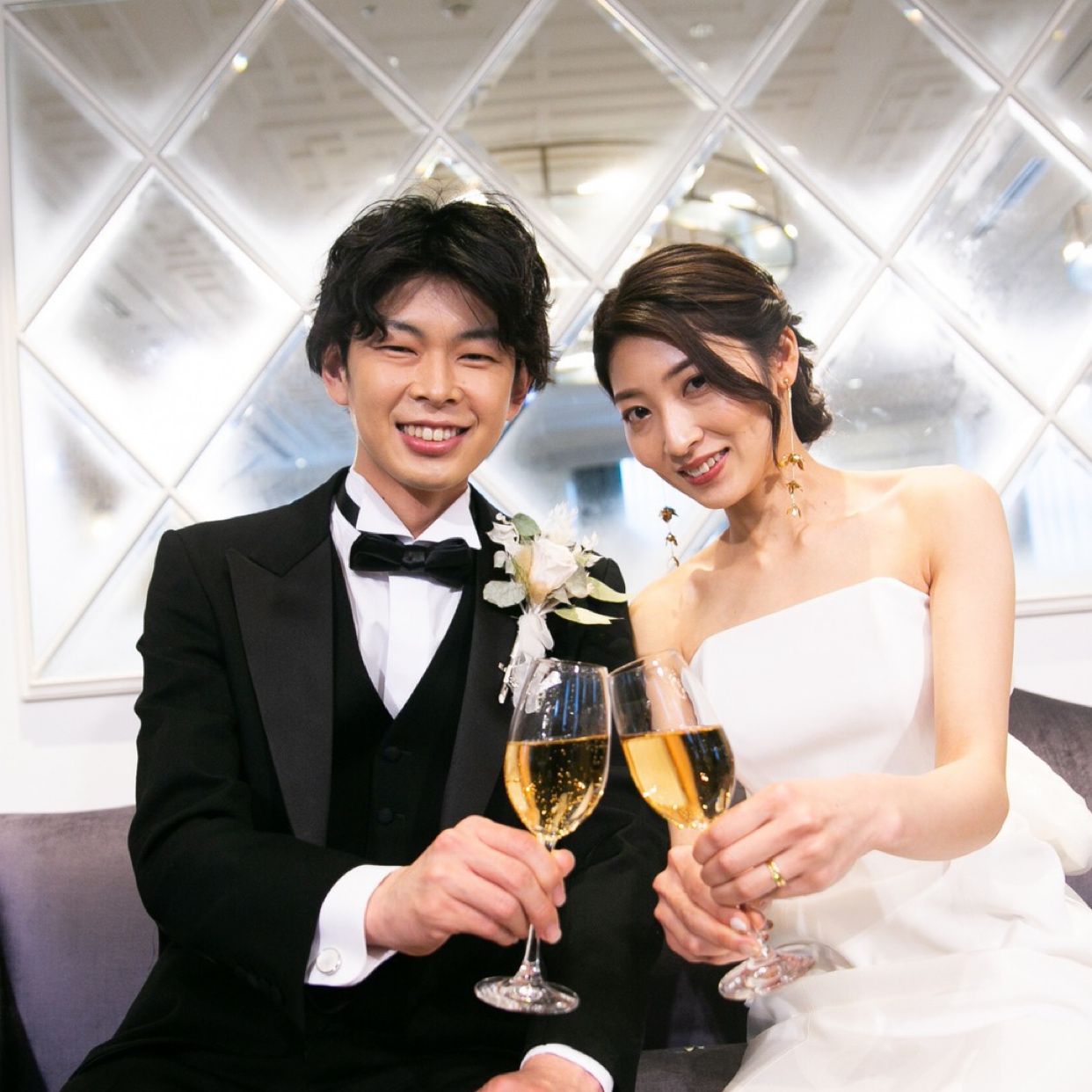 披露宴パーティのカバー写真