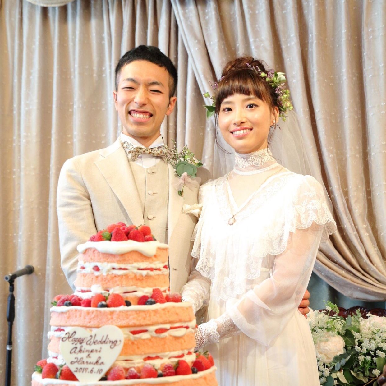 披露宴パーティのカバー写真