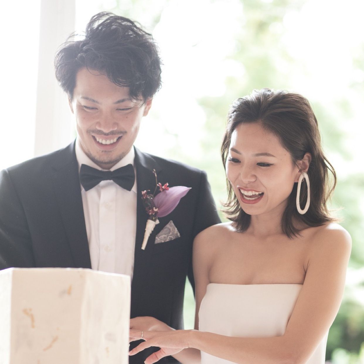 披露宴パーティのカバー写真