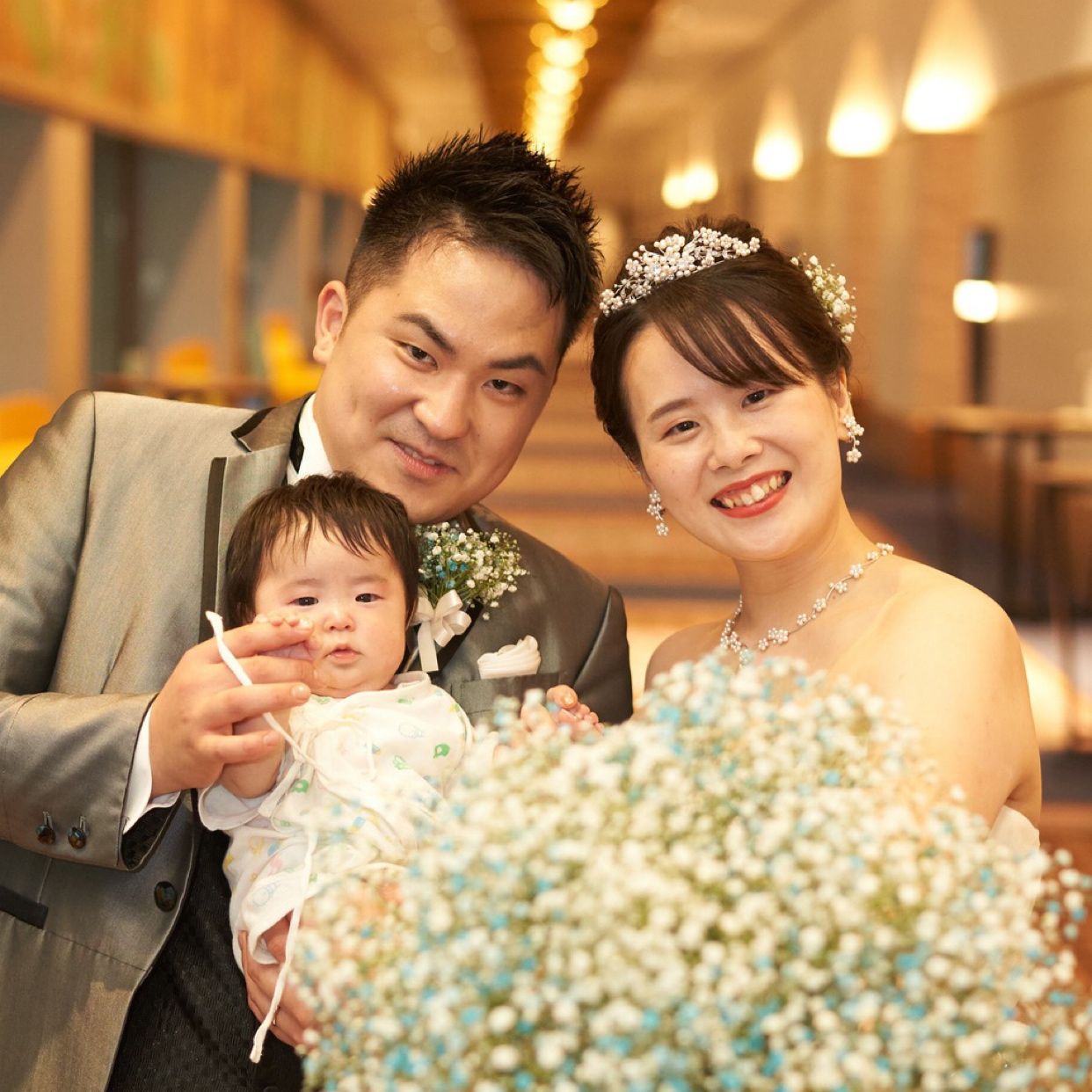 披露宴パーティのカバー写真