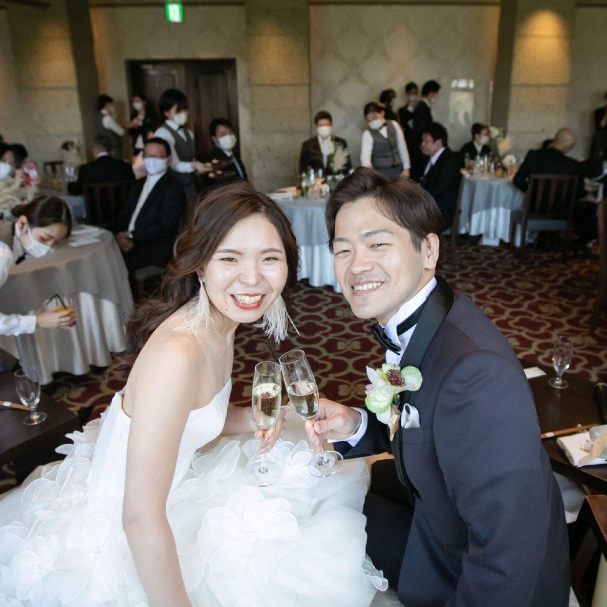 披露宴パーティのカバー写真