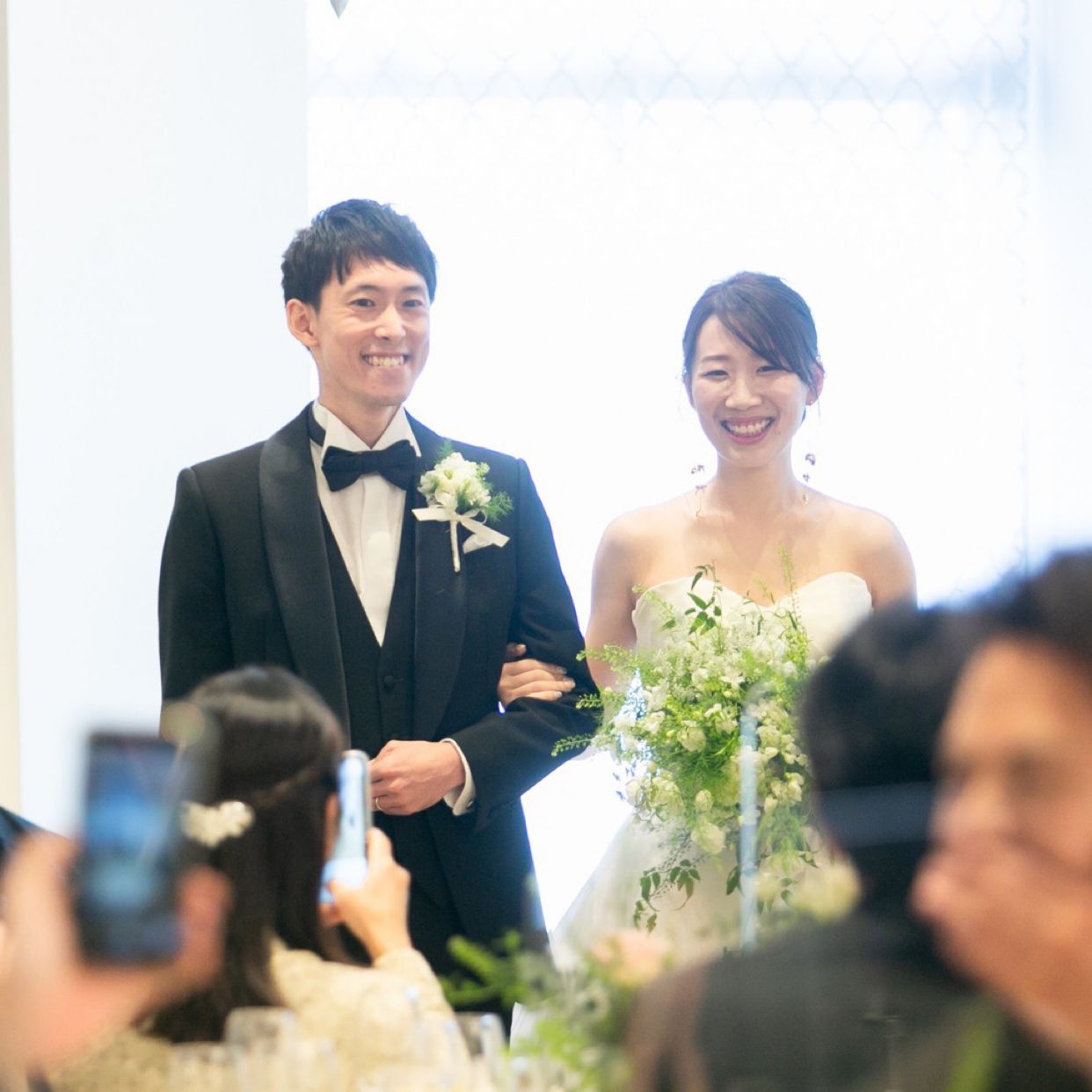 披露宴パーティのカバー写真