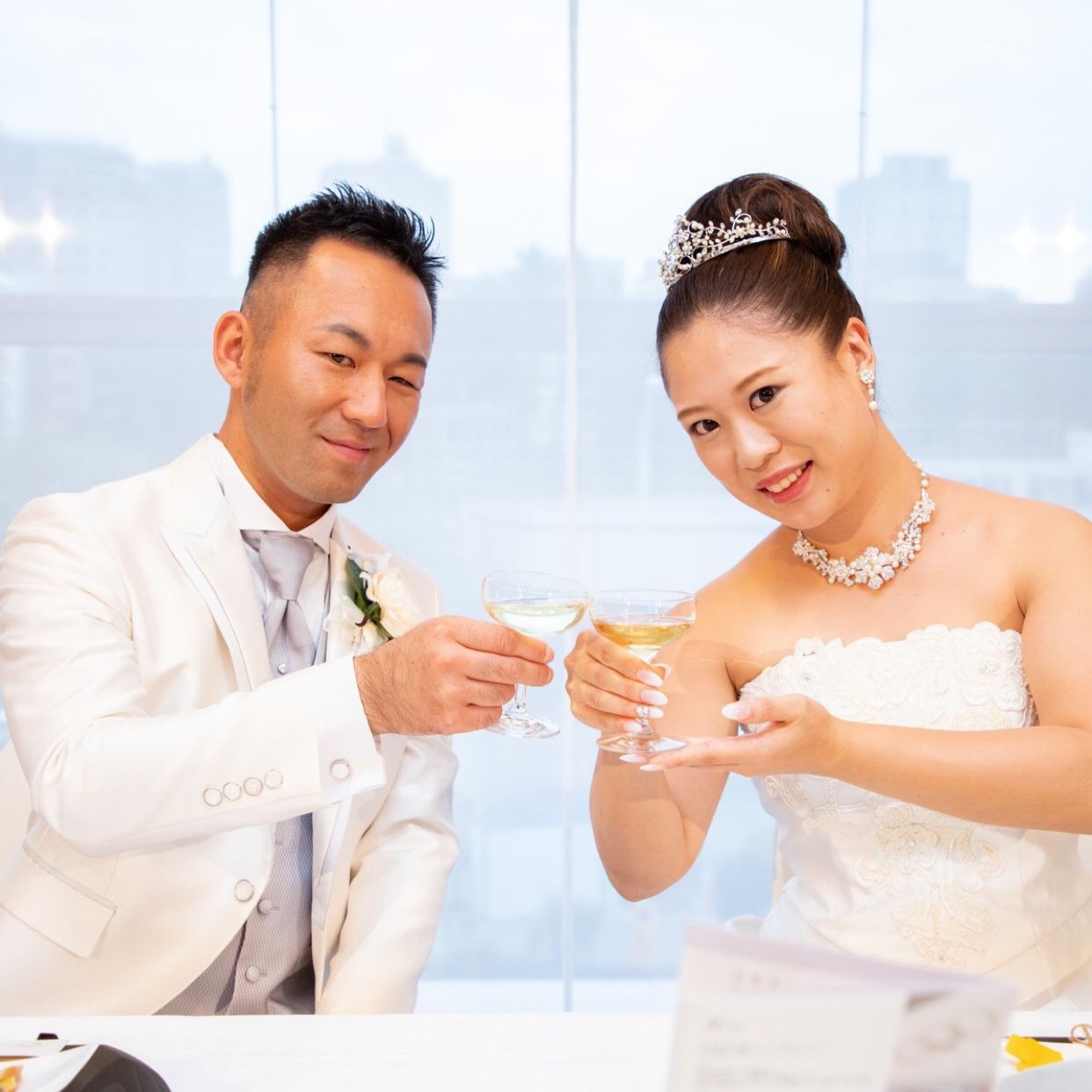 披露宴パーティのカバー写真