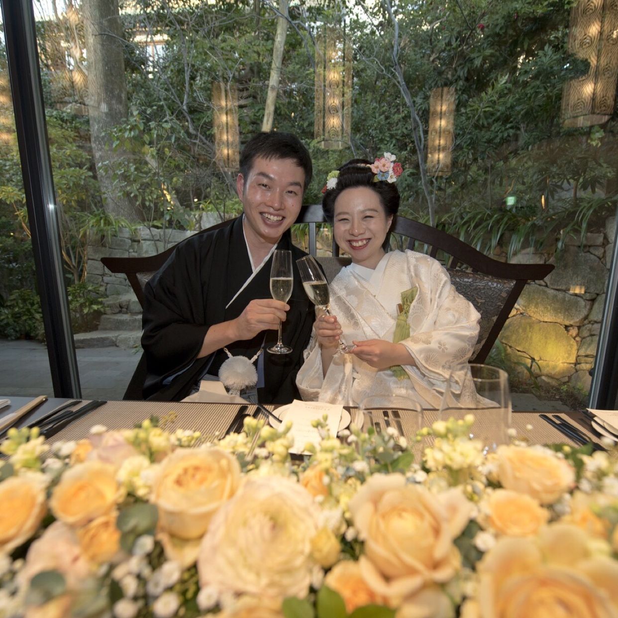 披露宴パーティのカバー写真