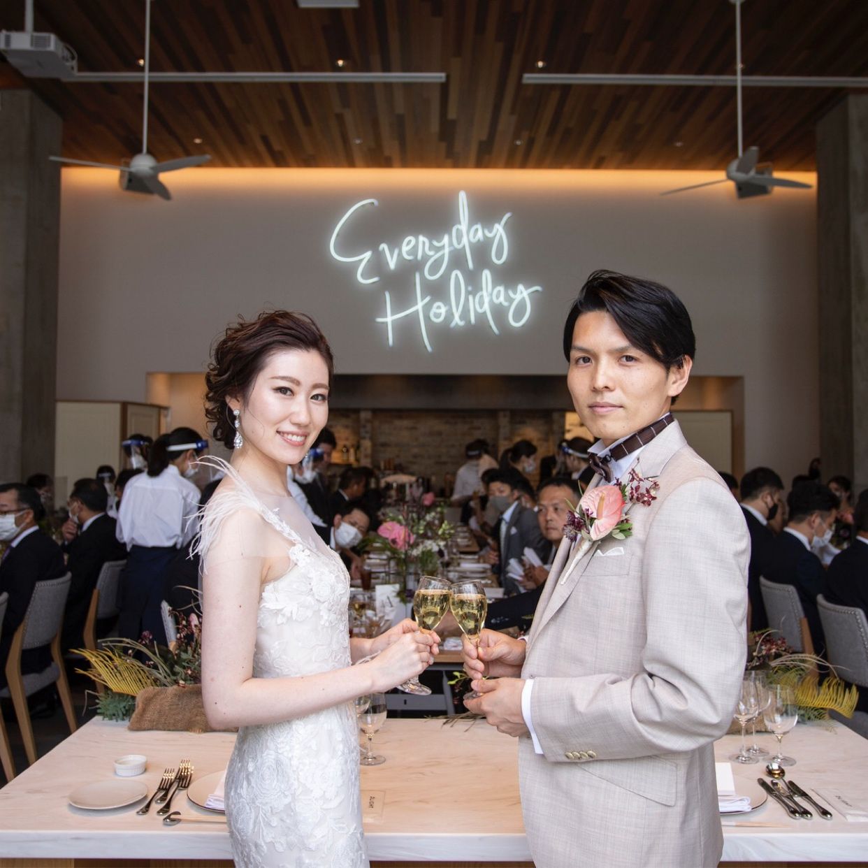 披露宴パーティのカバー写真