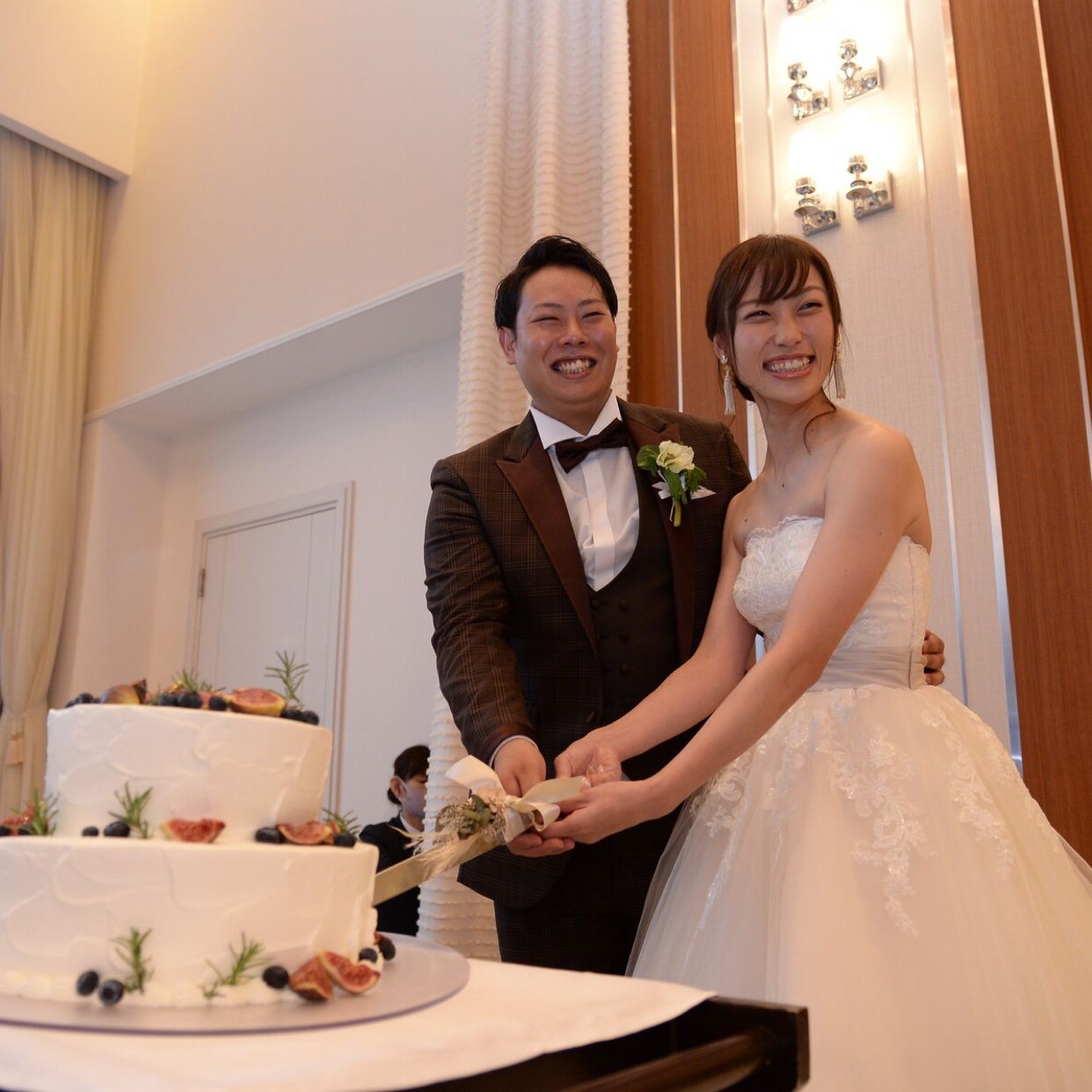 披露宴パーティのカバー写真