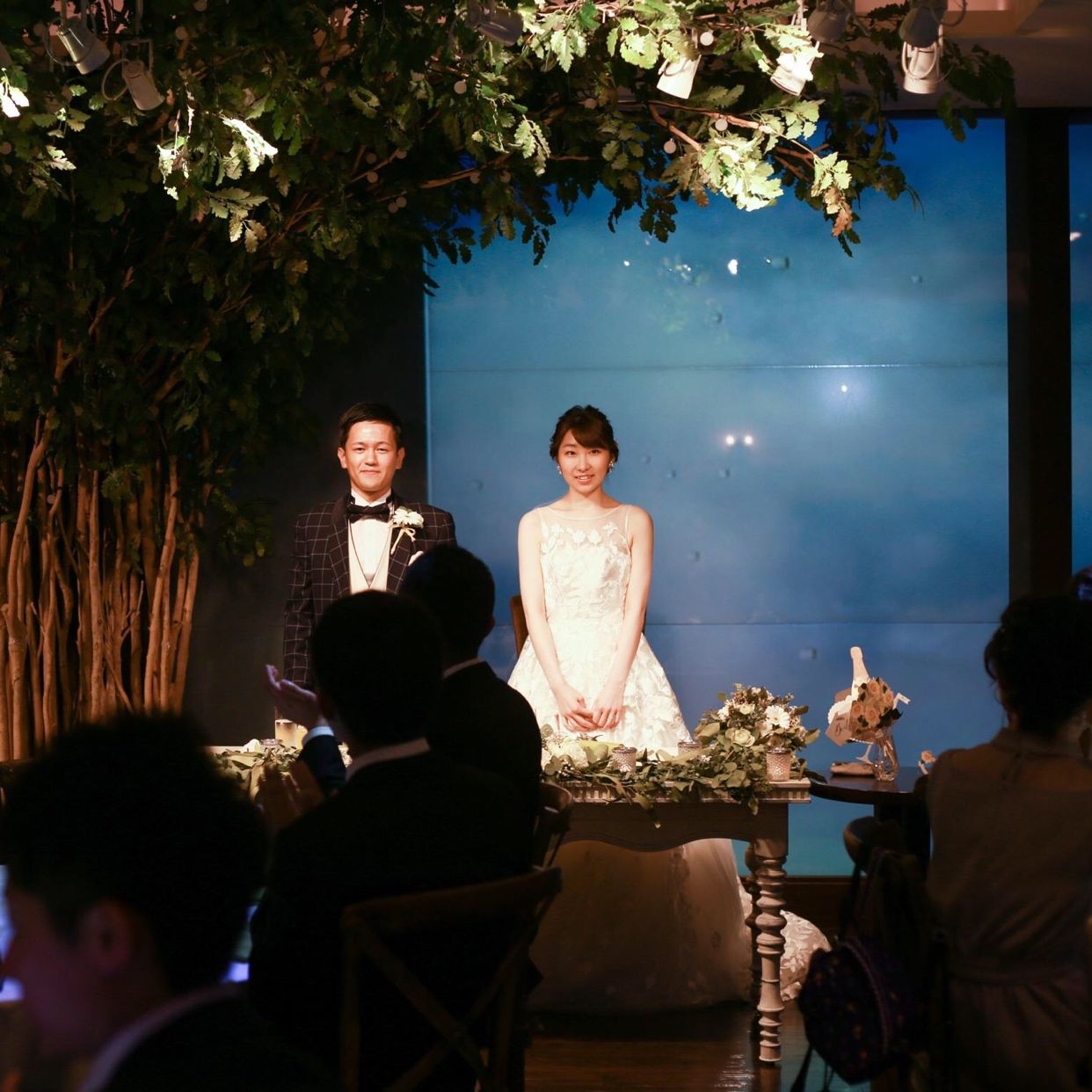 披露宴パーティのカバー写真