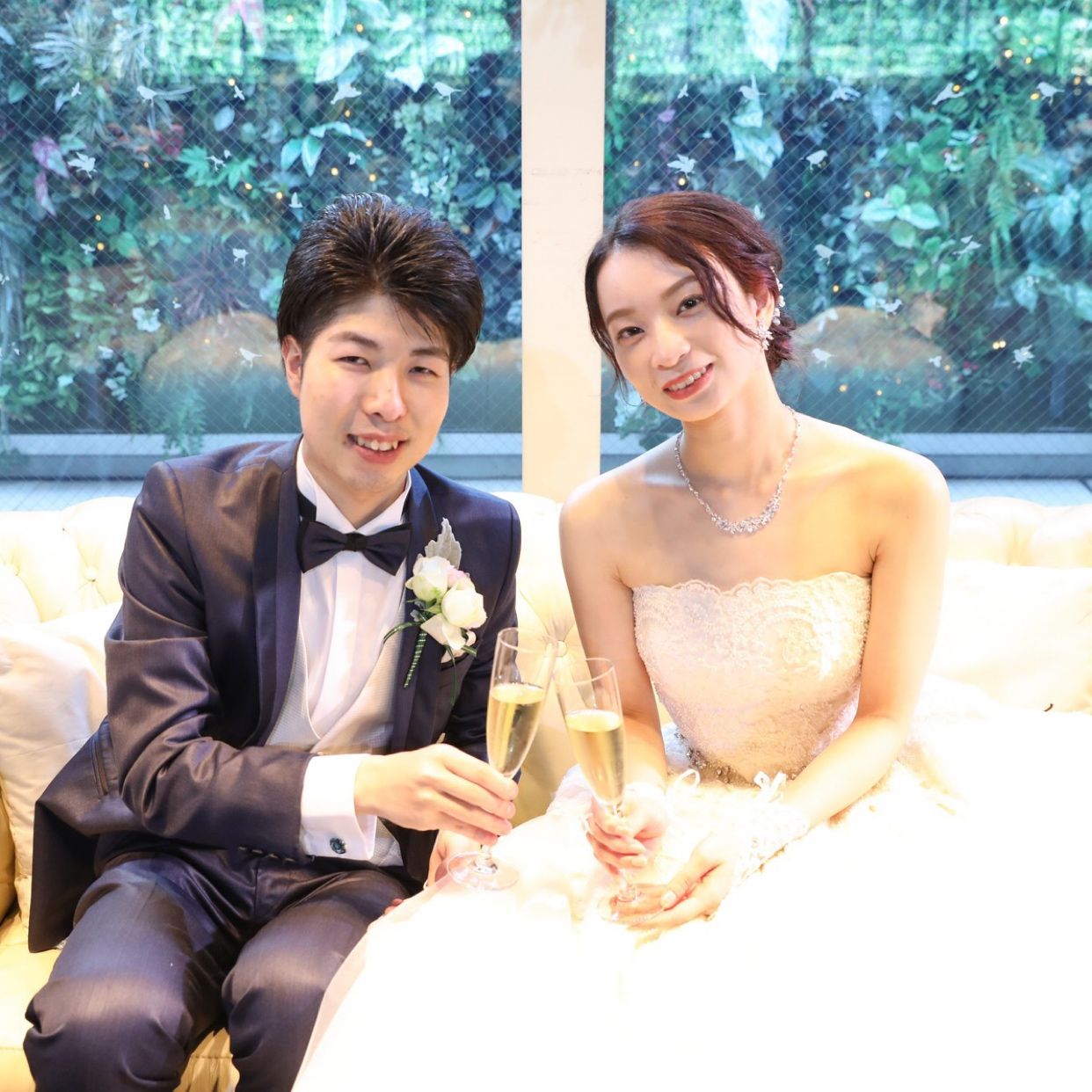 披露宴パーティのカバー写真