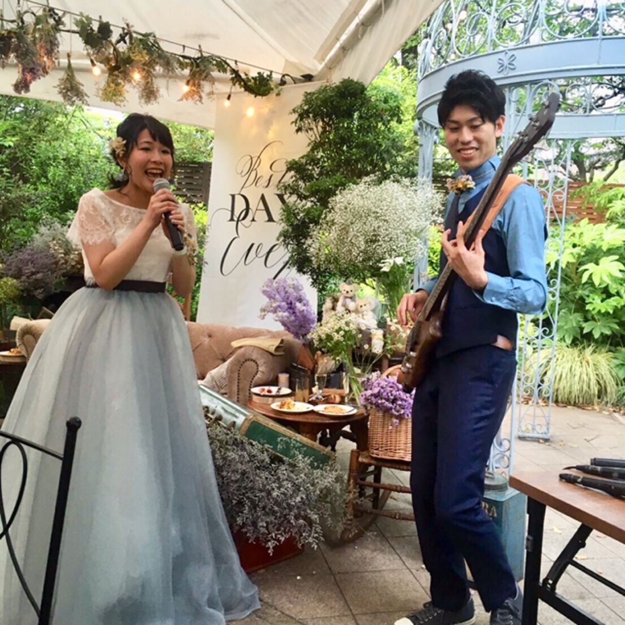 披露宴パーティのカバー写真