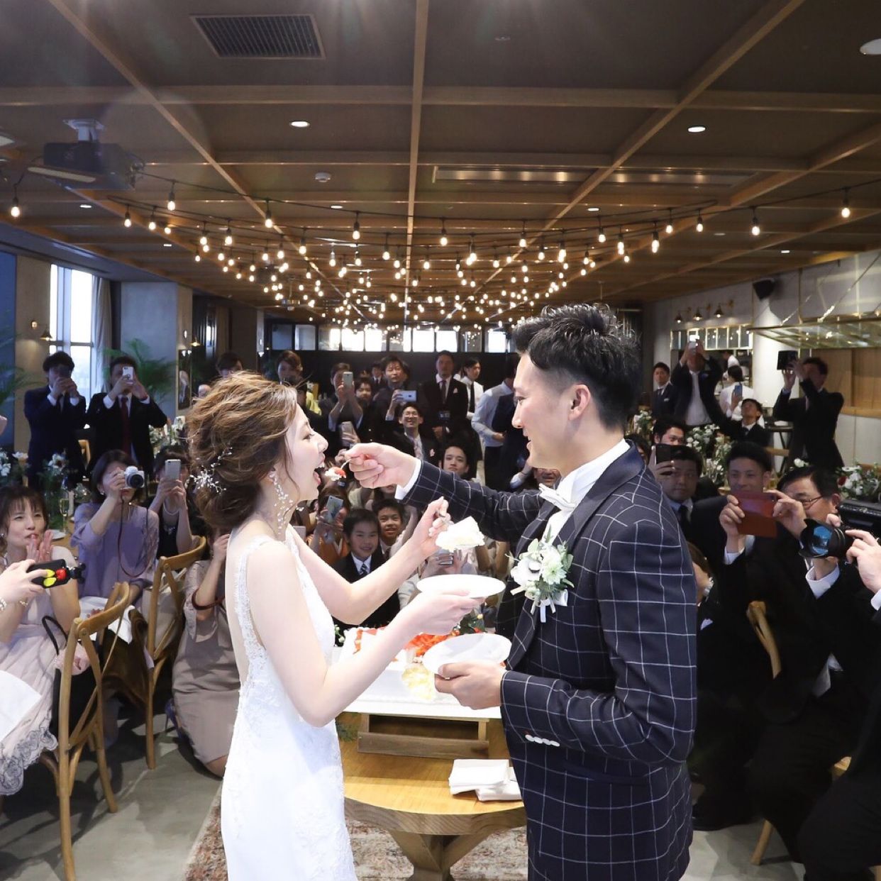 披露宴パーティのカバー写真