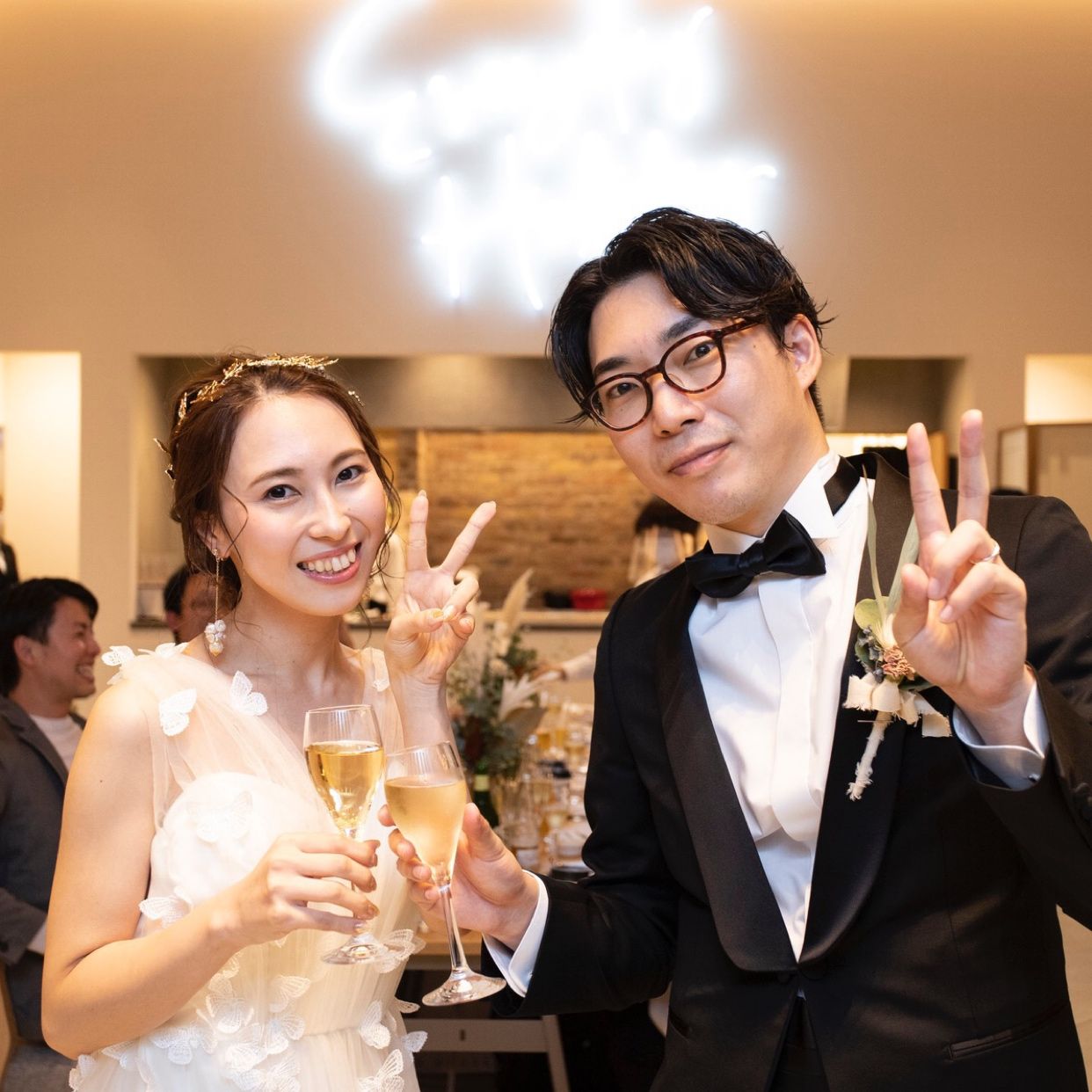 披露宴パーティのカバー写真