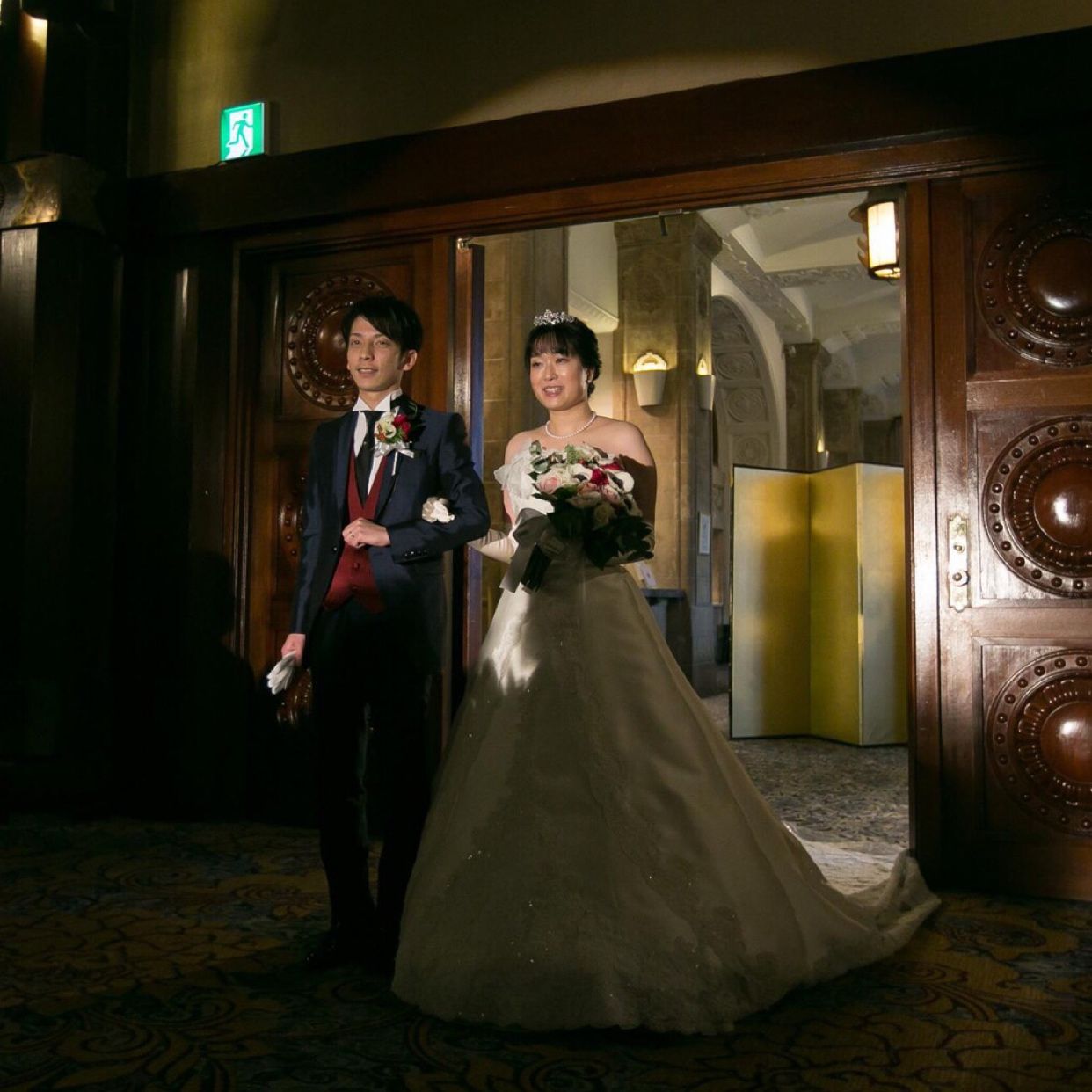 披露宴パーティのカバー写真