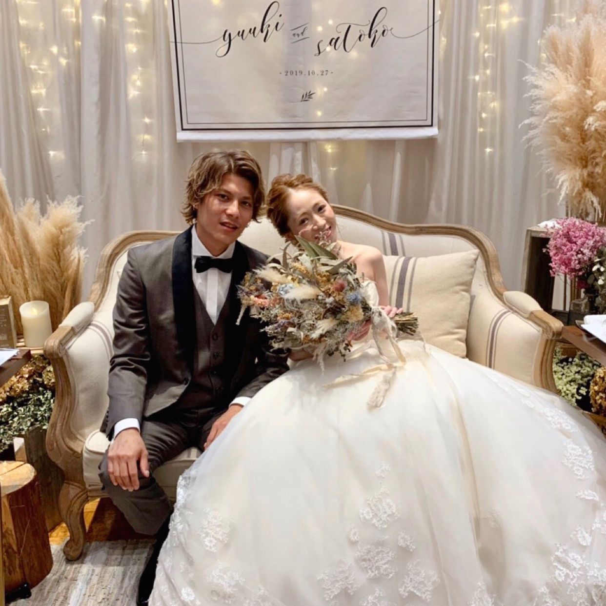 披露宴パーティのカバー写真