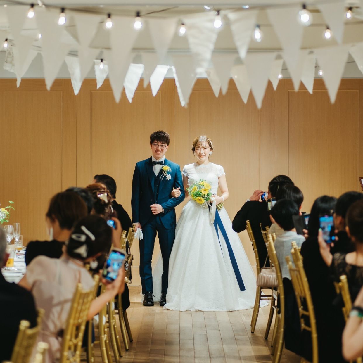 披露宴パーティのカバー写真