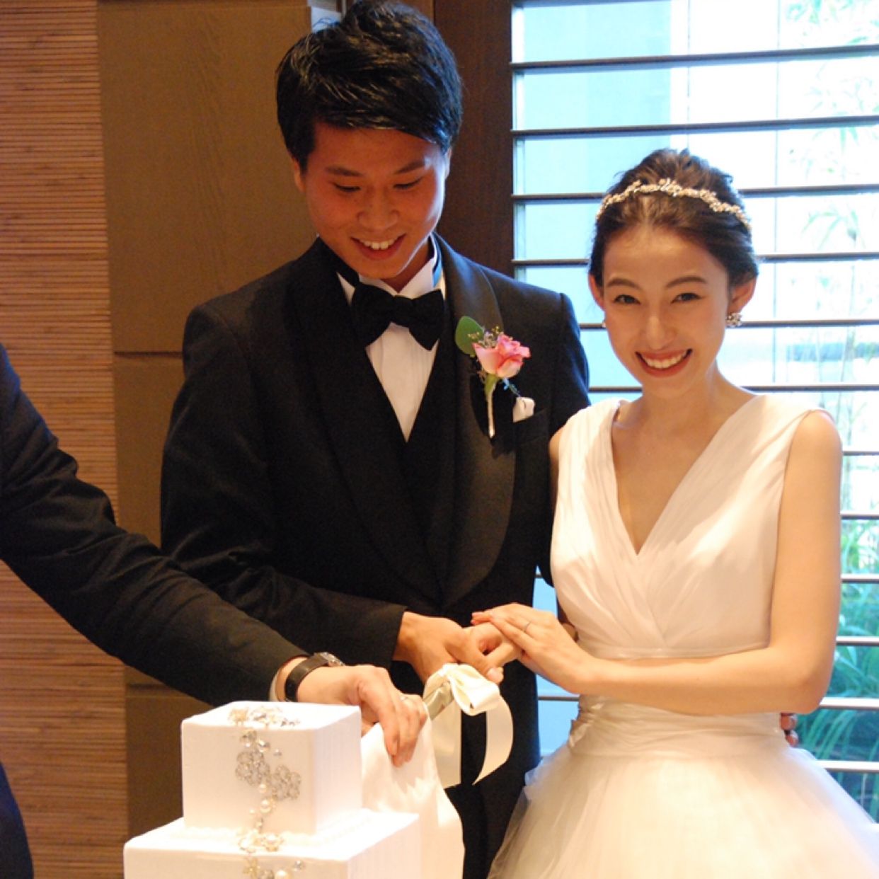 披露宴パーティのカバー写真