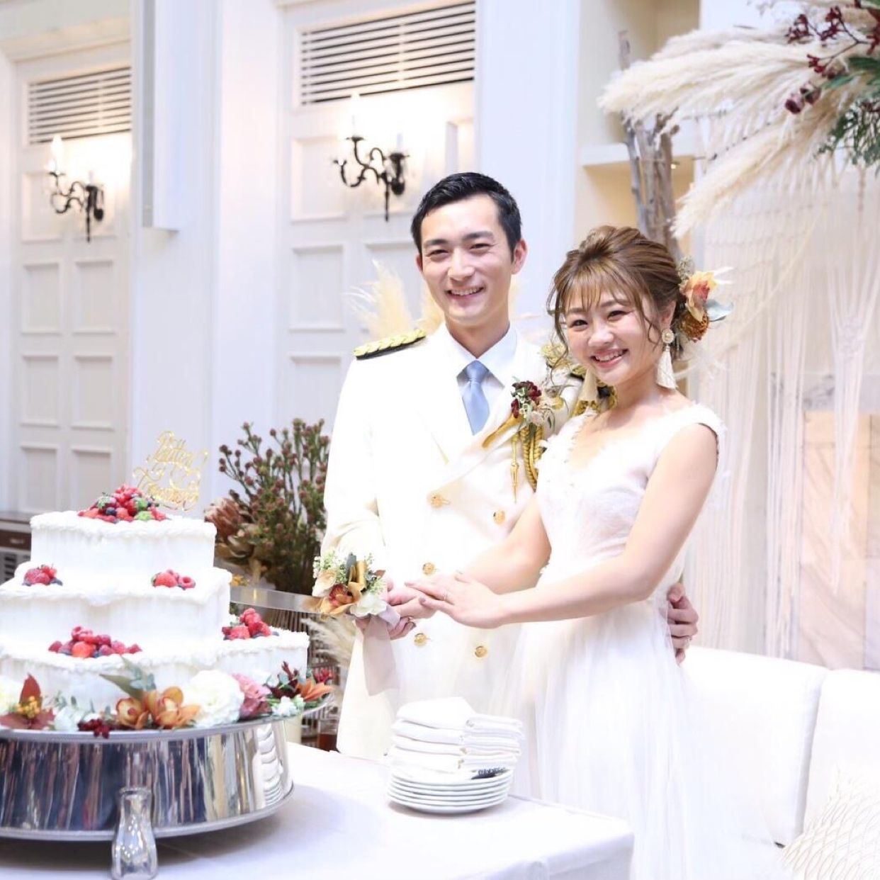 披露宴パーティのカバー写真