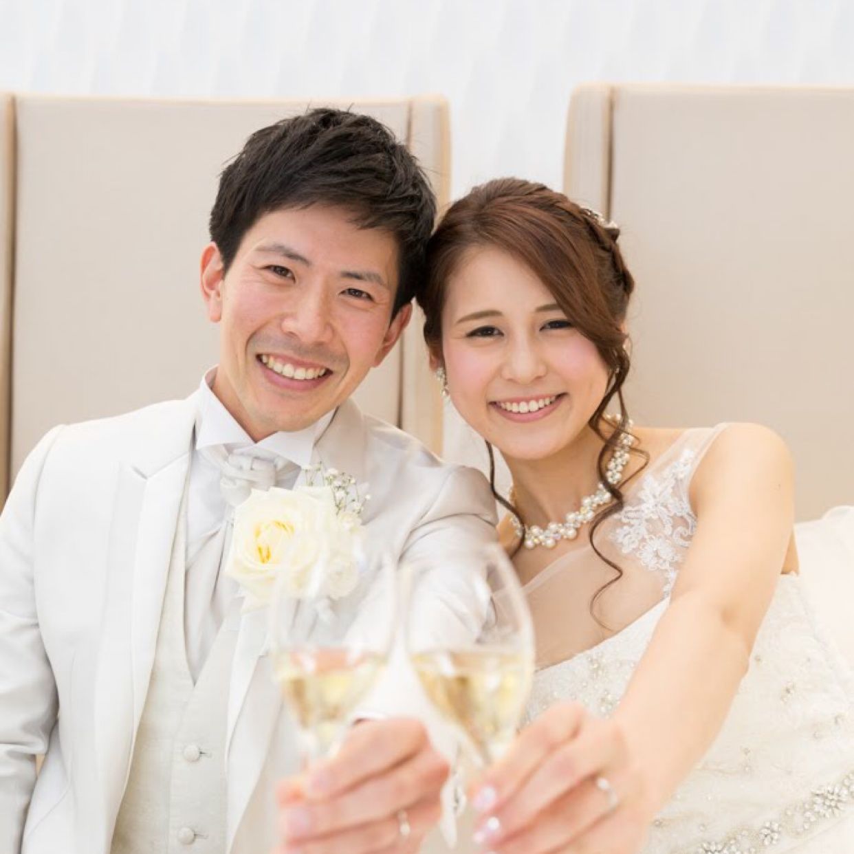 披露宴パーティのカバー写真