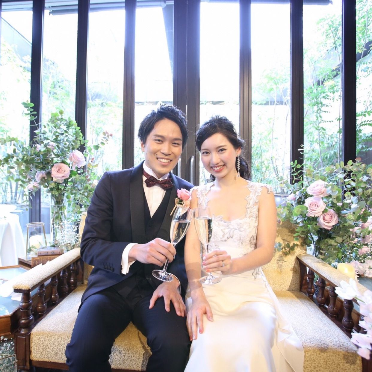 披露宴パーティのカバー写真