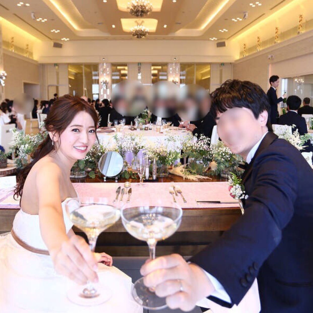 披露宴パーティのカバー写真