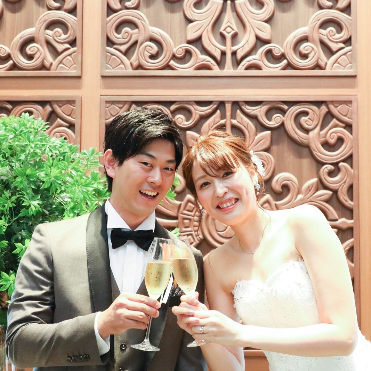 披露宴パーティのカバー写真