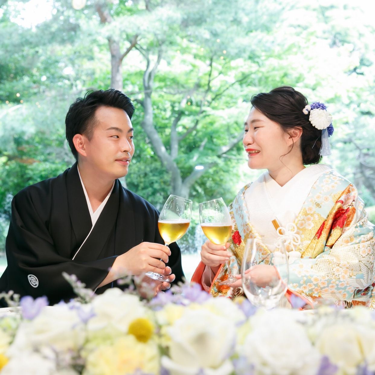 披露宴パーティのカバー写真