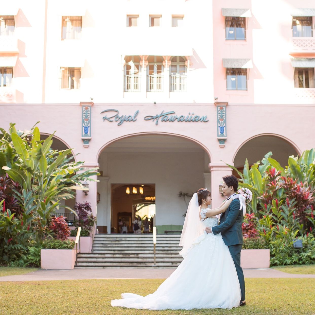 披露宴パーティのカバー写真