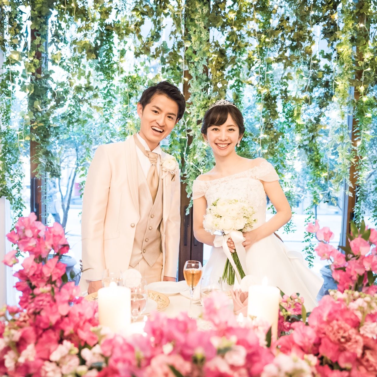 披露宴パーティのカバー写真