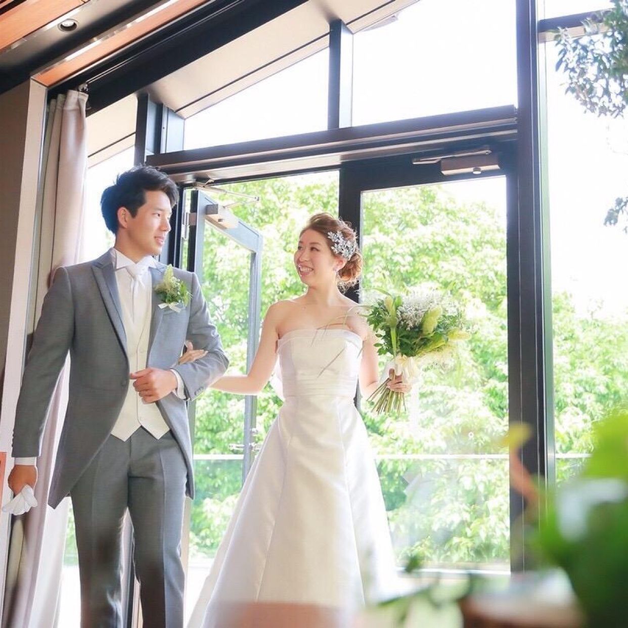 披露宴パーティのカバー写真