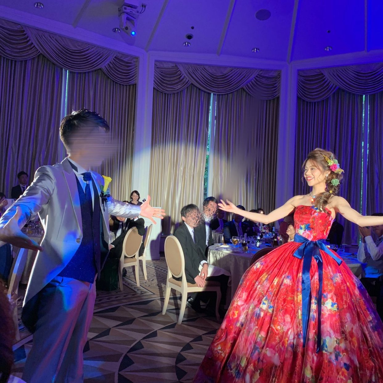 披露宴パーティのカバー写真