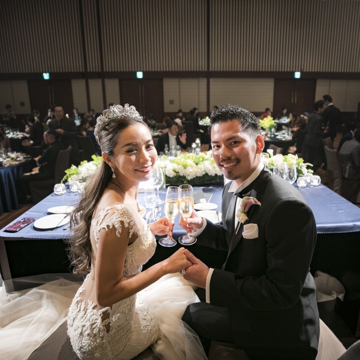 披露宴パーティのカバー写真