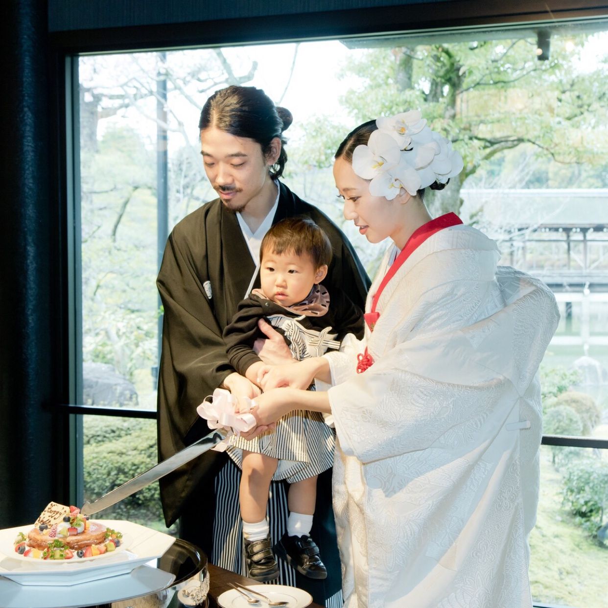 披露宴パーティのカバー写真