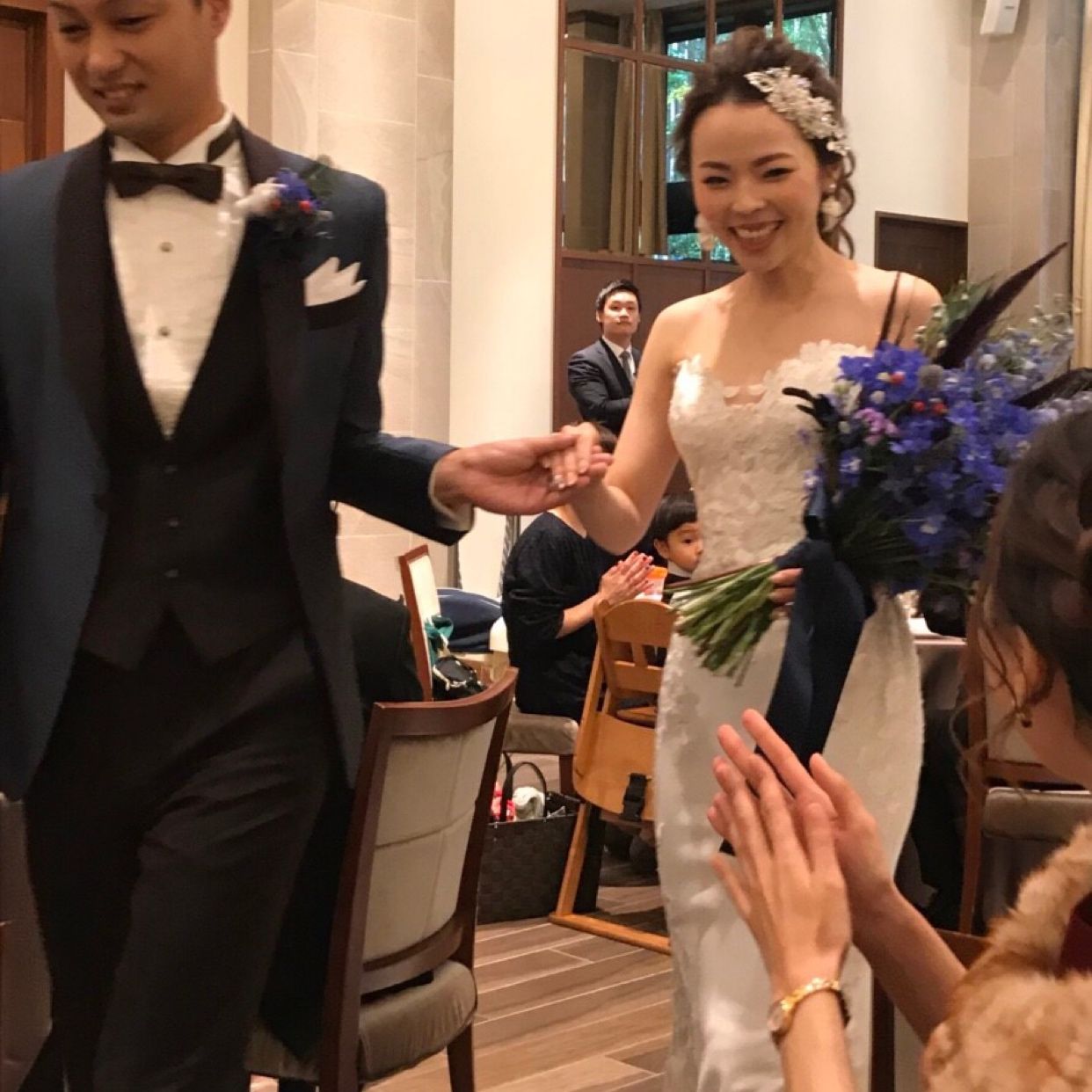 披露宴パーティのカバー写真