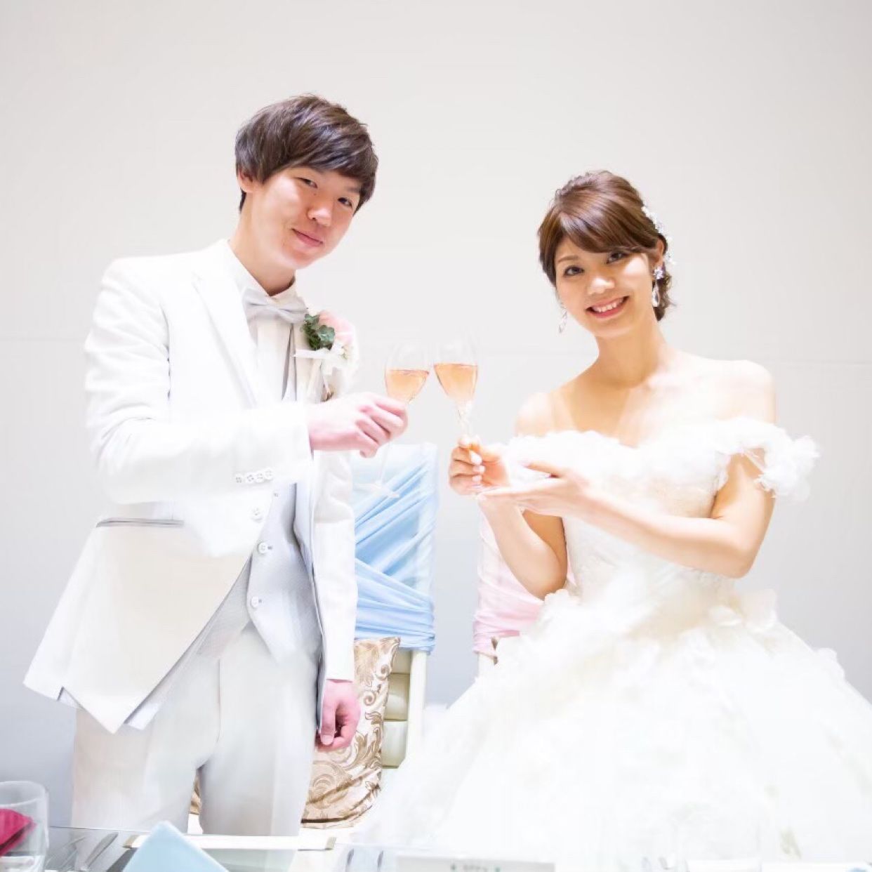 披露宴パーティのカバー写真