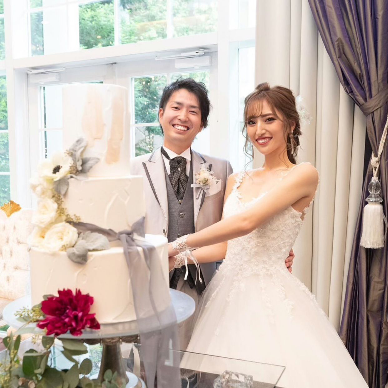 披露宴パーティのカバー写真