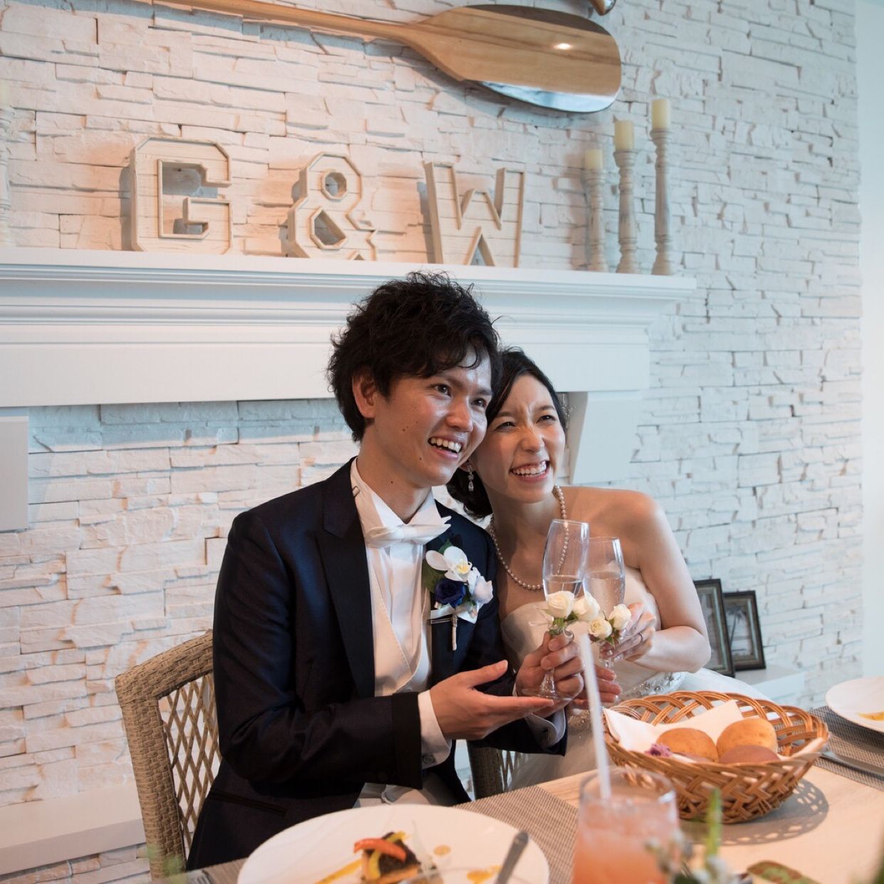 披露宴パーティのカバー写真