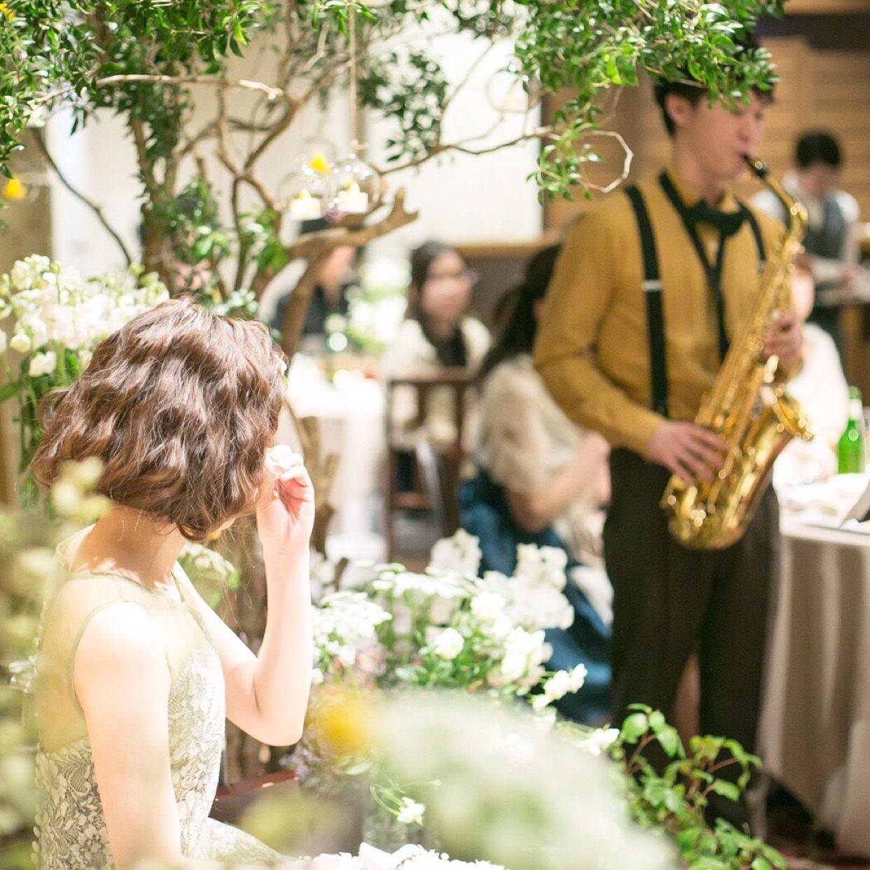 披露宴パーティのカバー写真