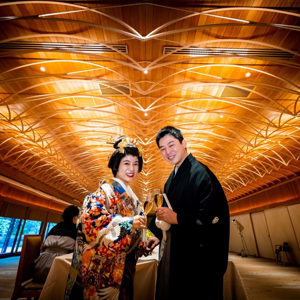 披露宴パーティのカバー写真