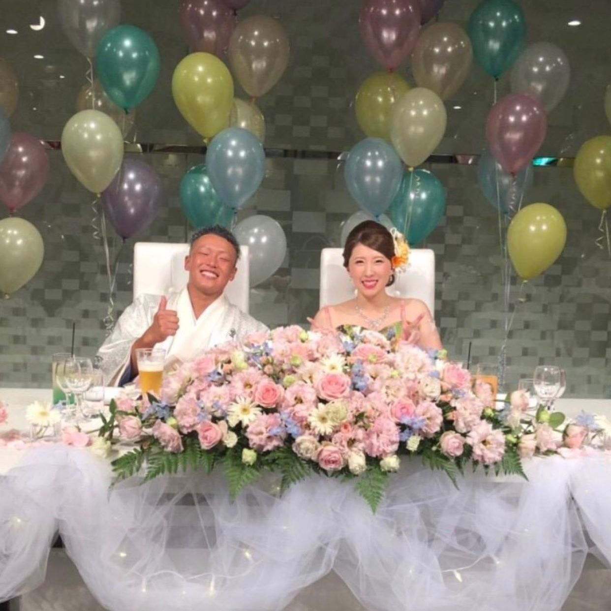 披露宴パーティのカバー写真