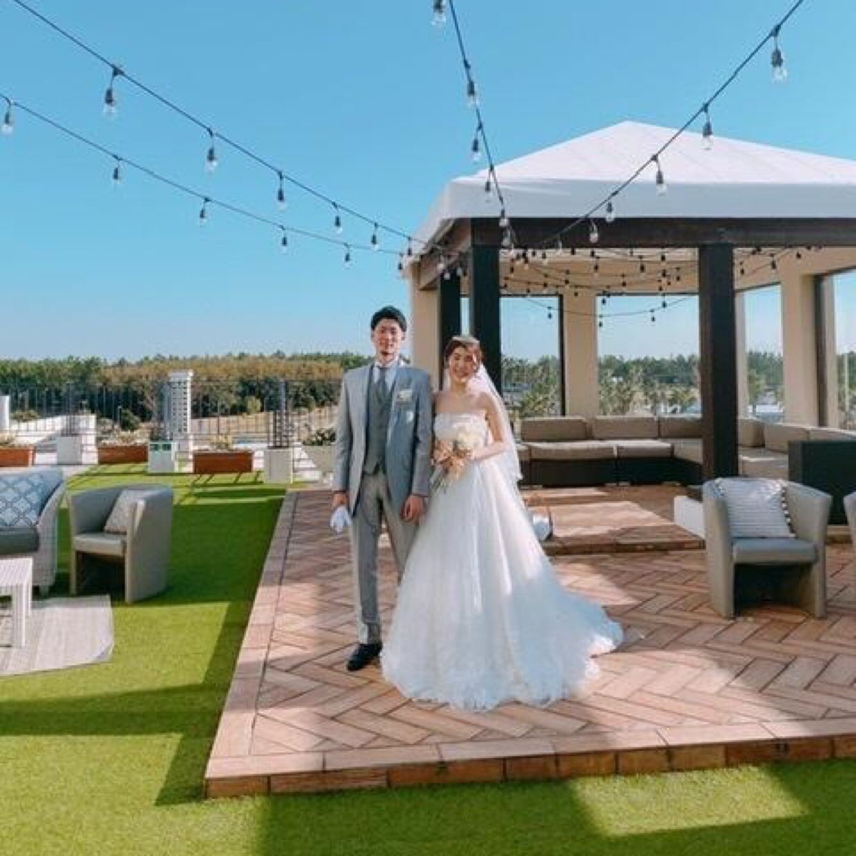 披露宴パーティのカバー写真