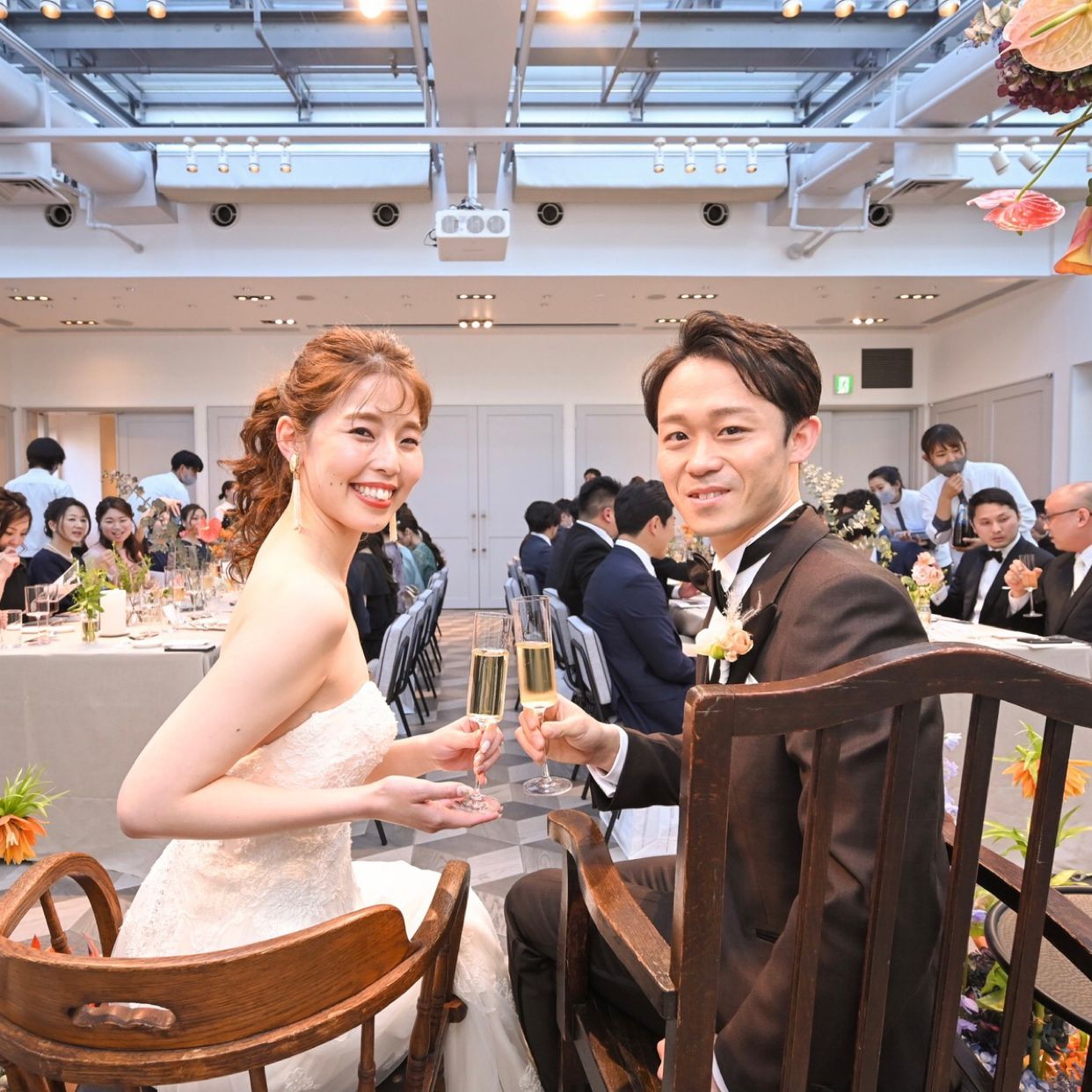 披露宴パーティのカバー写真