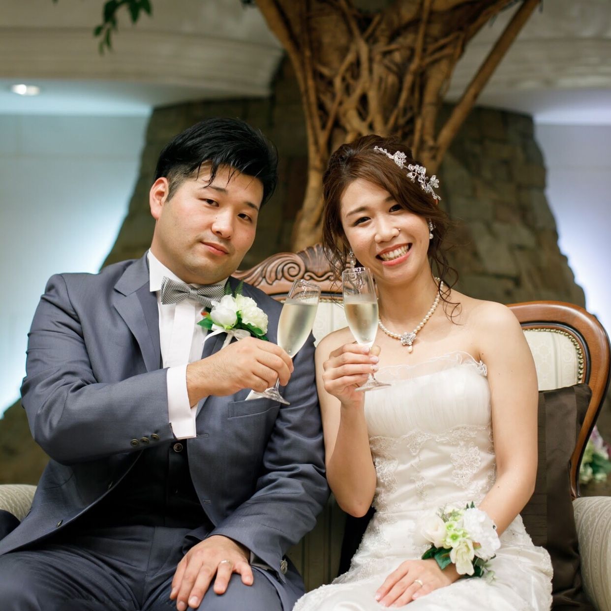 披露宴パーティのカバー写真